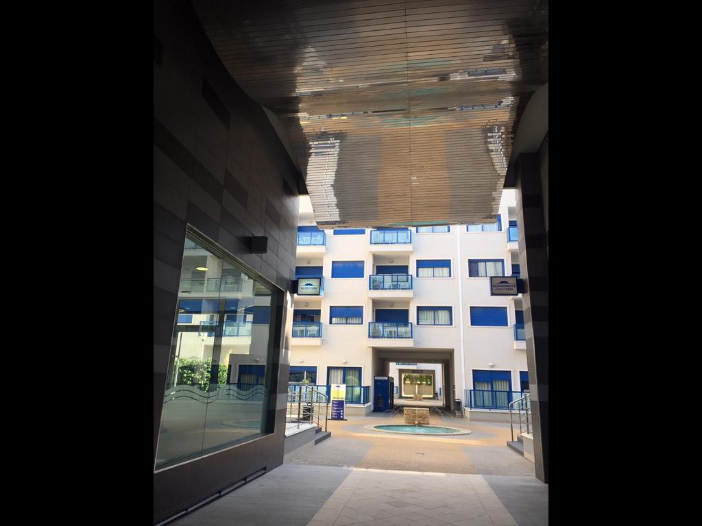 Alicante Mar Exterior foto